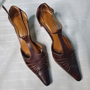 J Crew brown leather t strap heels sz. 6